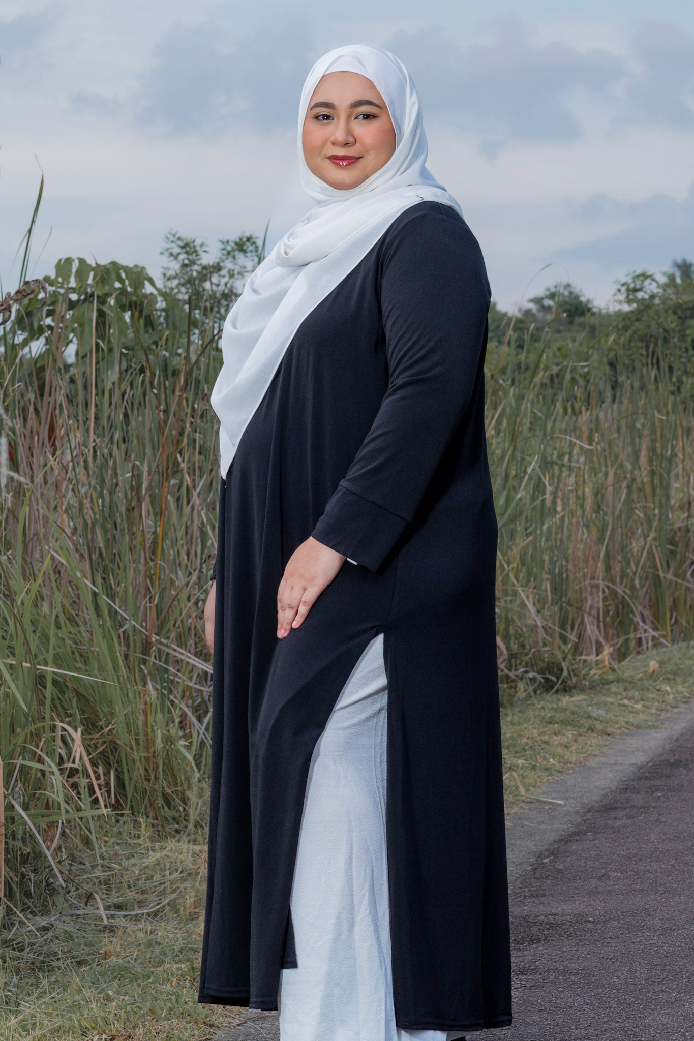 Azalea Tunic In Black