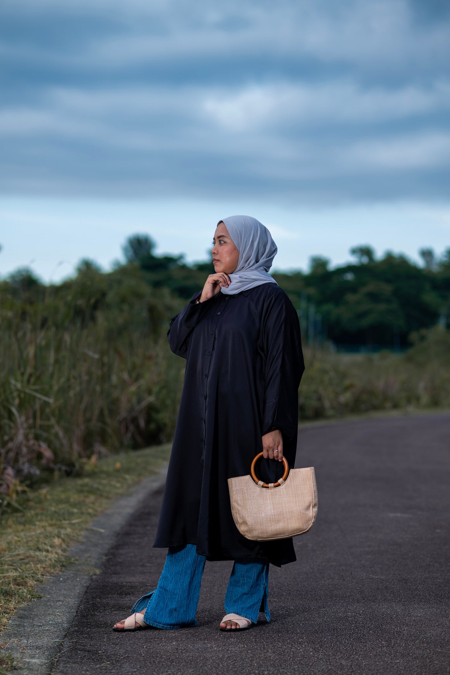 Aayla Long Top in Black