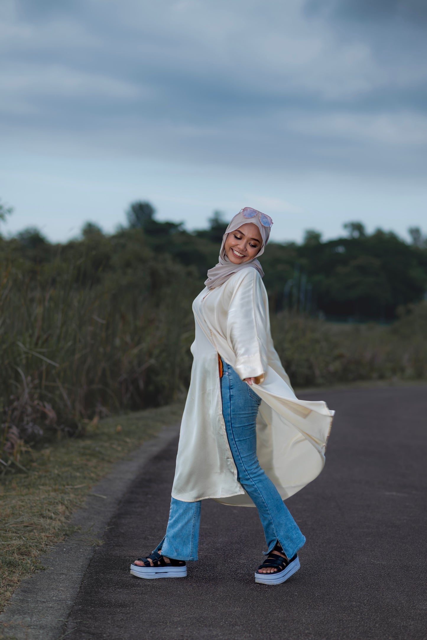 Aayla Long Top in Sand